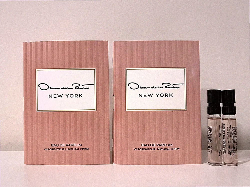 2 X OSCAR DE LA RENTA NEW YORK WOMENS FRAGRANCE SAMPLE 2ml each