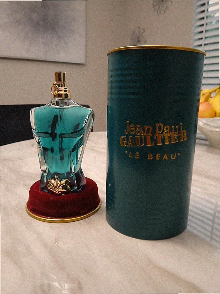 4.2fl Oz perfume cologne designer