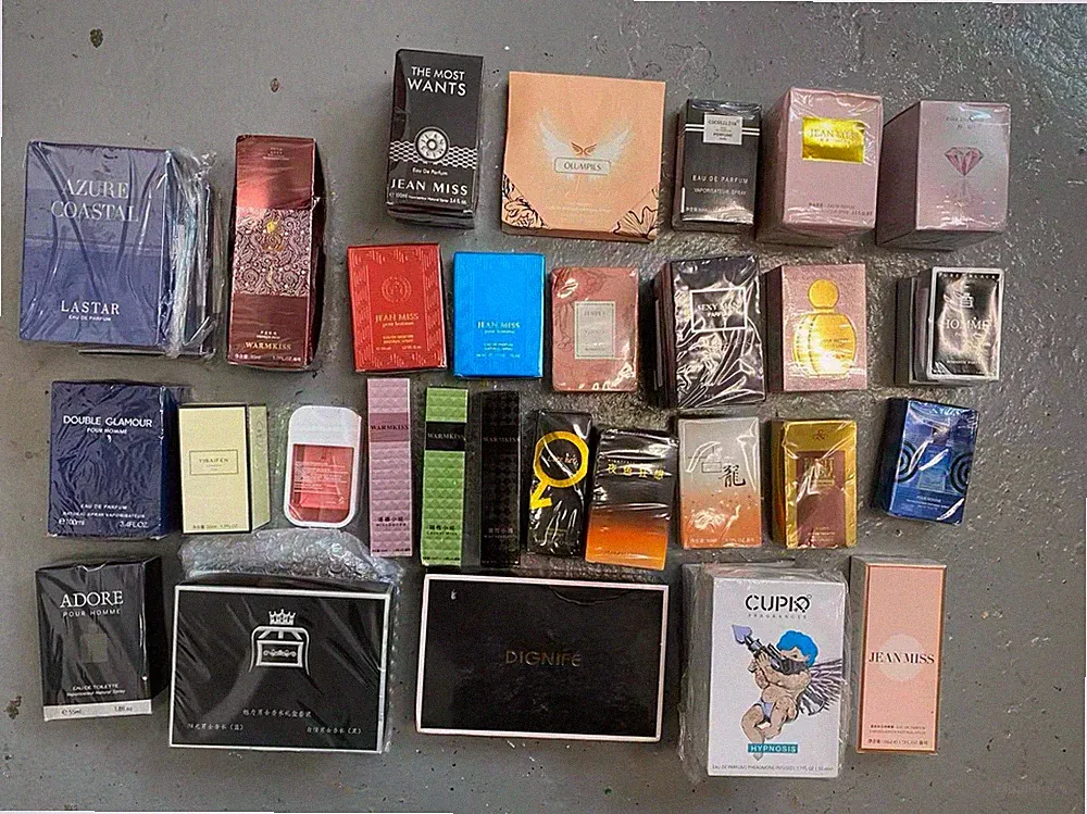 4-5 Pieces Mixed Perfumes Lot for men and women- random pick from picture