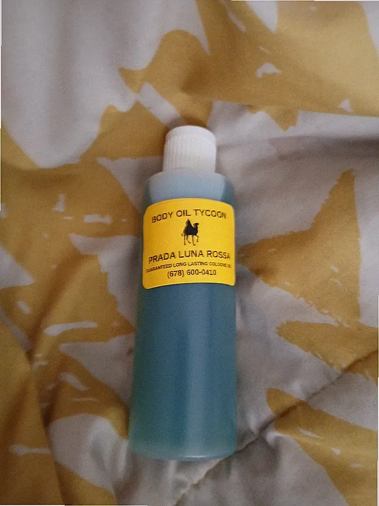 4 Oz Scented Body Oil - Pick your scent**