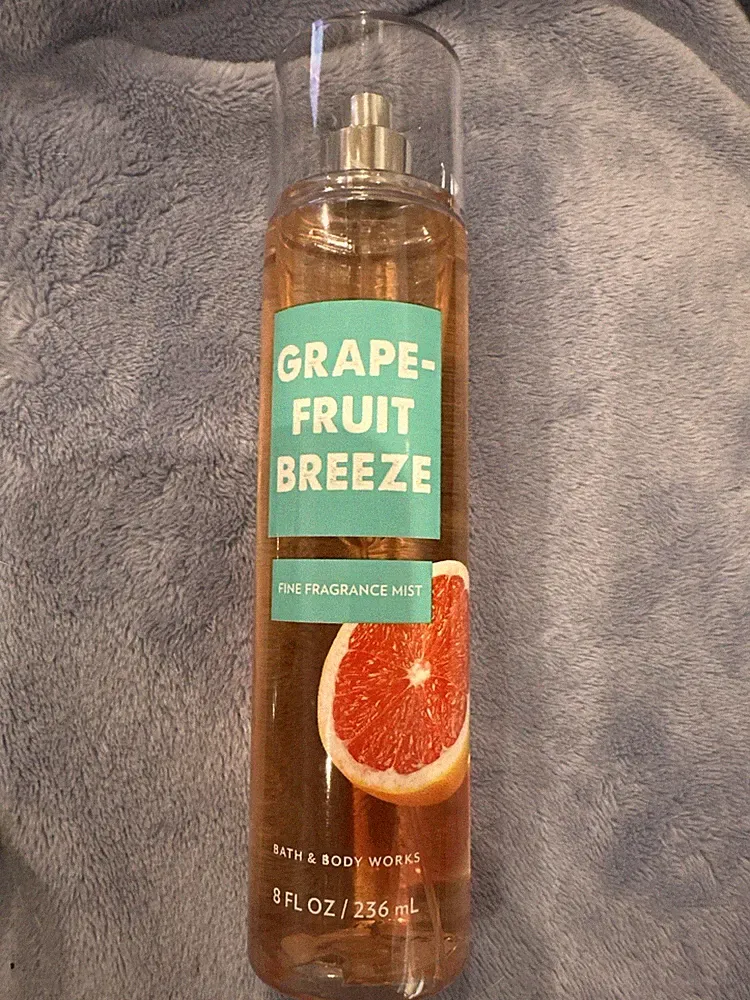 Bath And Body Works Grapefruit Breeze Fragrance Body Mist 8oz