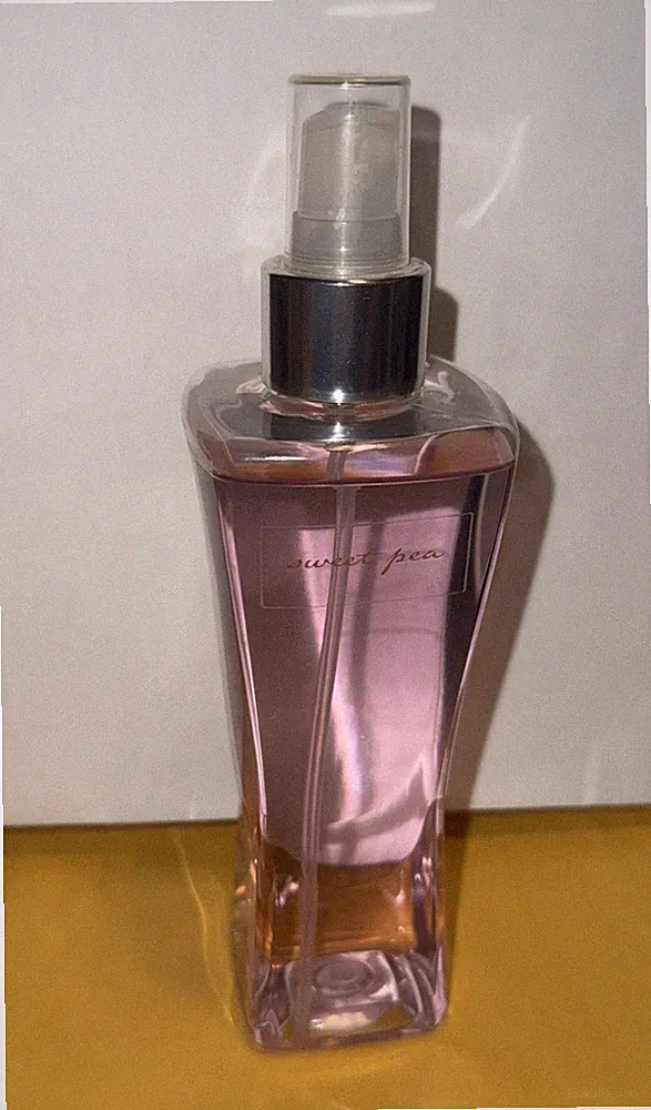 Bath and Body Works Sweet Pea Fine Fragrance Mist 8 fl oz Original Square NEW