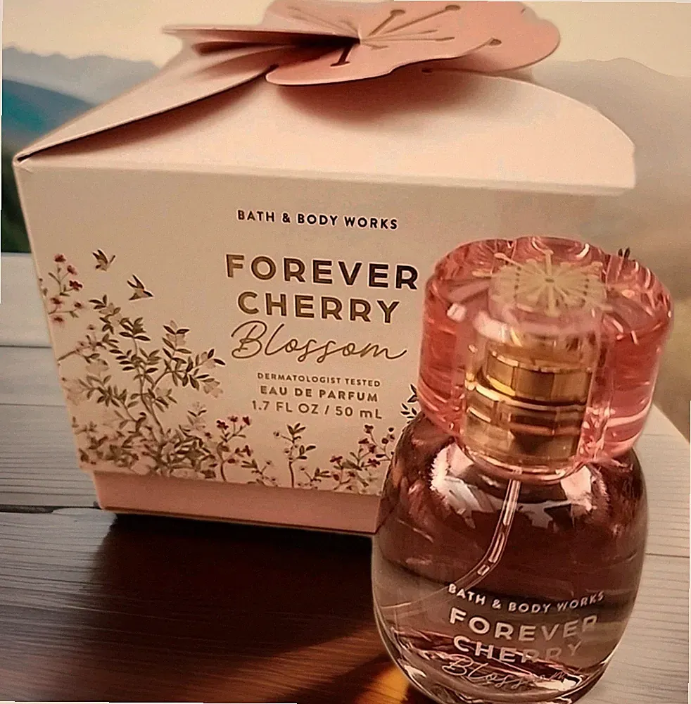 Bath & Body Works Forever Cherry Blossom Eau De Perfume Spray Mist 1.7 Oz New