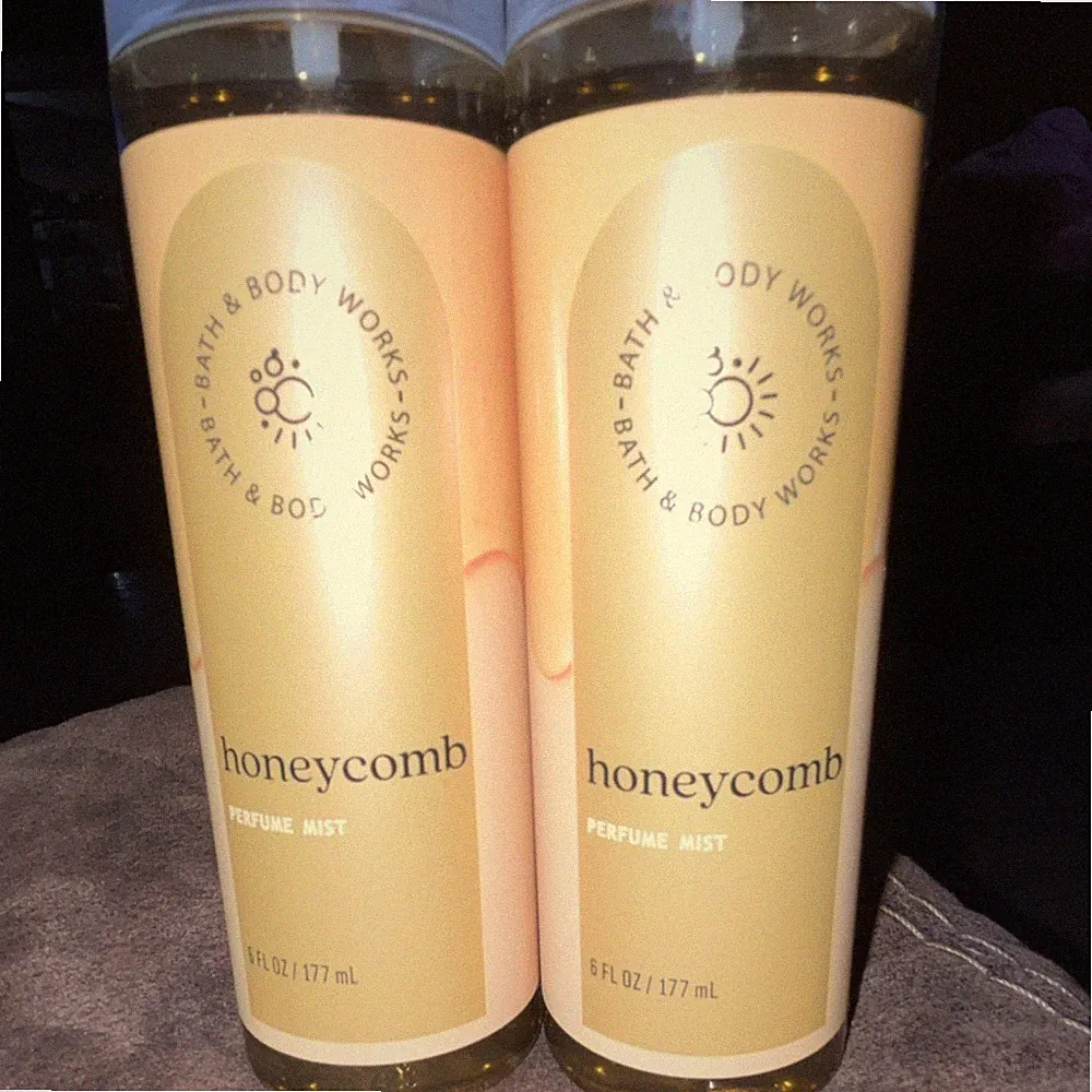 Bath & Body Works Honeycomb Perfume Mist for Women 6 fl oz (177 mL) Lot of 2