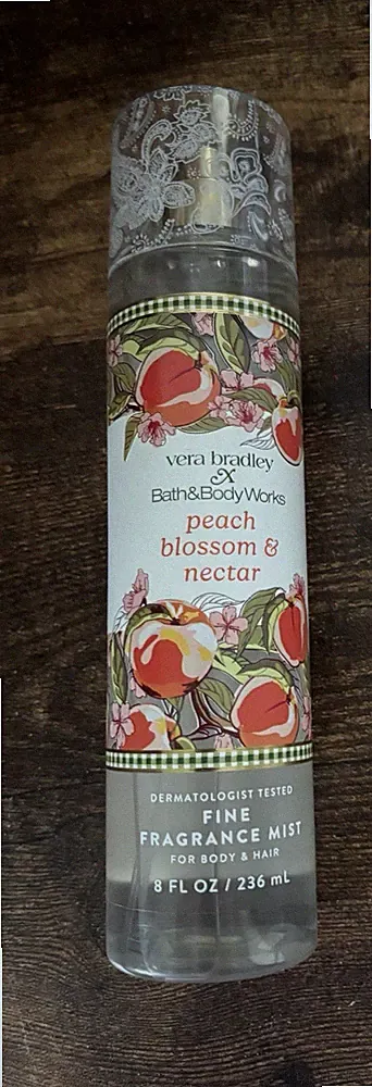 Bath & Body Works Vera Bradley Peach Blossom Nectar Fine Fragrance Mist Spray 8o