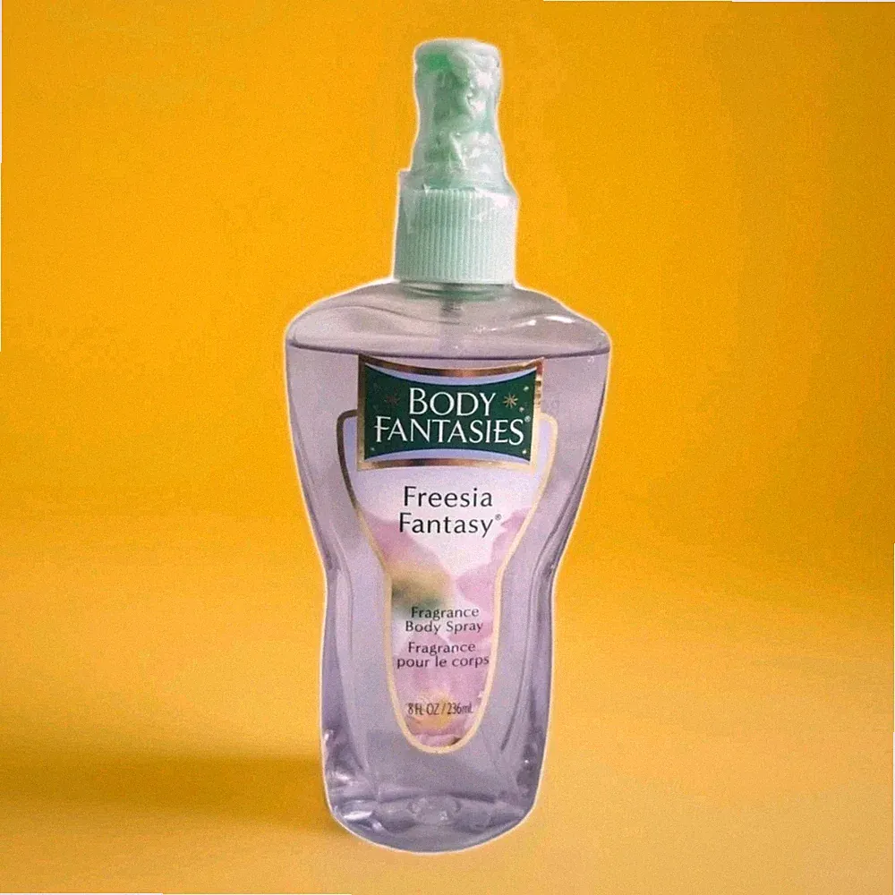 🌸 Body Fantasies Freesia Fantasy Fragrance Body Spray 8oz – ORIGINAL – RARE!