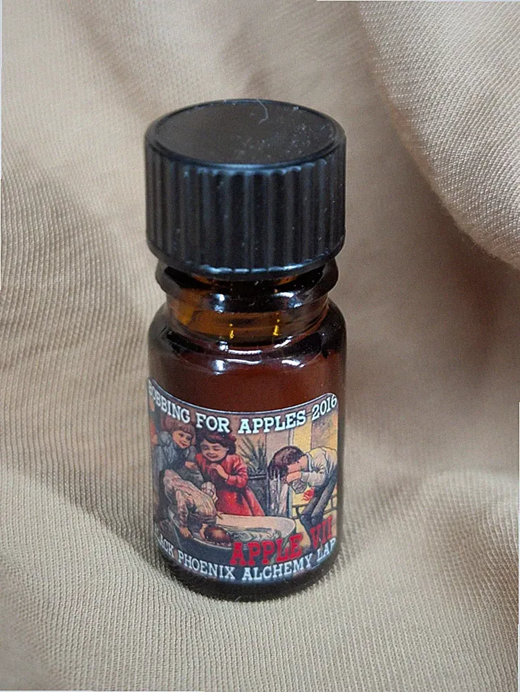 BPAL Apple VII, Bobbing for Apples : Halloween (2016) Aged 5ml