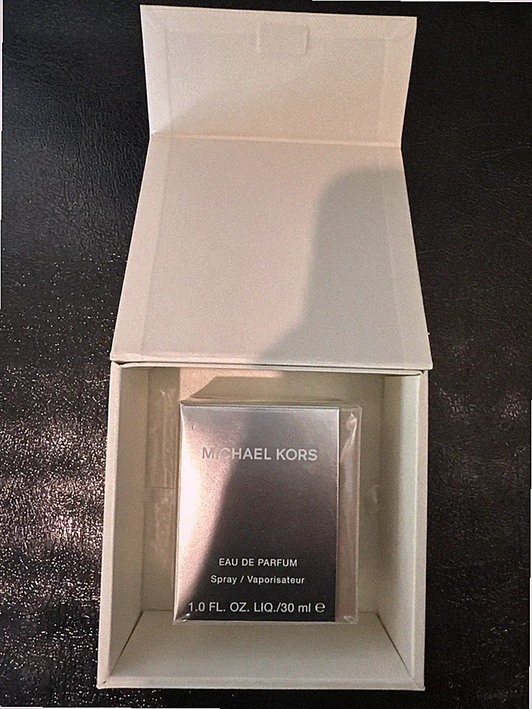 Brand New Michael Kors Signature Eau De Parfum 1 Oz Perfume With Case
