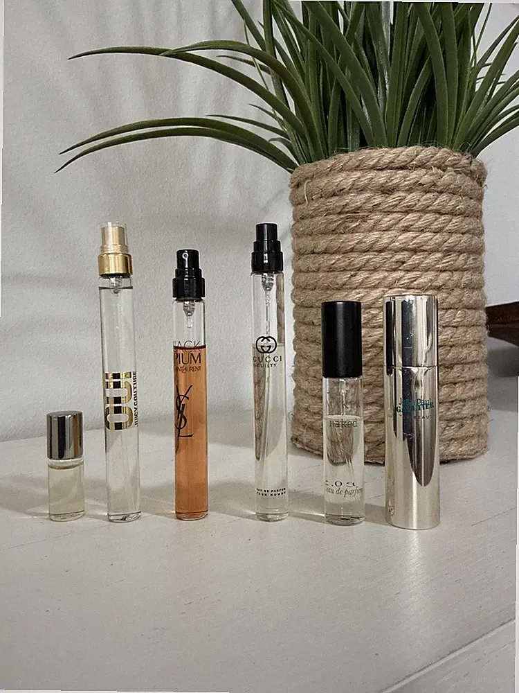 Bundle of 6 Travel Size Perfumes - Assorted Brands and Scents - Sold As Pictured
