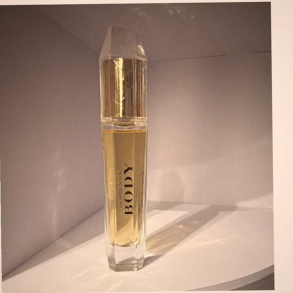 Burberry Body Perfume Spray for Women 2 fl oz Regular Size Fragrance