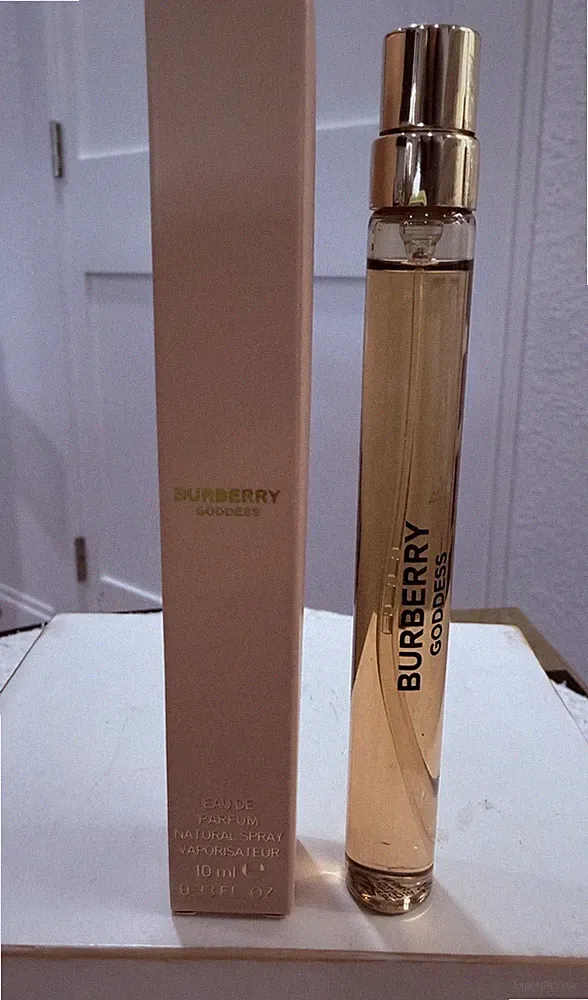 Burberry Goodness Parfum 10 ml/0.33fl oz travel spray - NIB