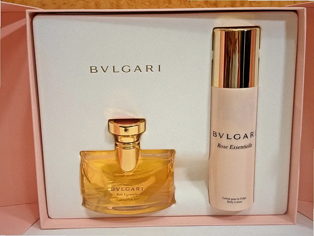 BVLGARI ROSE ESSENTIELLE WOMEN PERFUME EDP SPRAY 3.4OZ & 6.8 Body Lotion 2Pcs St