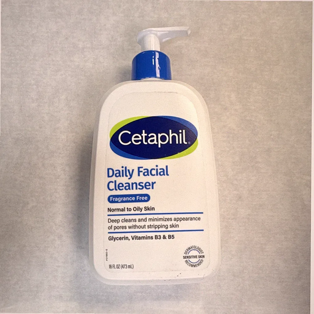 Cetaphil Daily Facial Cleanser Fragrance Free Normal/Oily 16 fl oz Pump