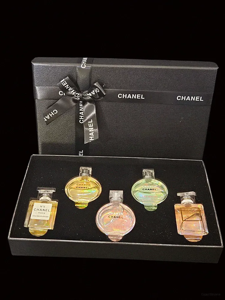CHANEL Perfume Miniatures Gift Set Collectible Commercial Miniatures in Box