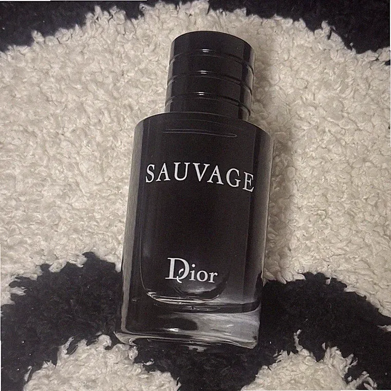 Dior Sauvage Men’s Fragrance Perfume Spray 60 ml Bottle Black