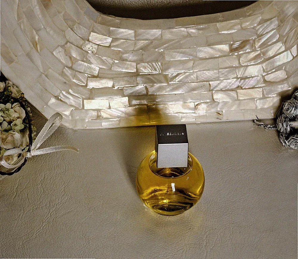 Discontinued RARE Aveda Perfume Oil 1.0 oz LOVE Pure-Fume Essence Splash