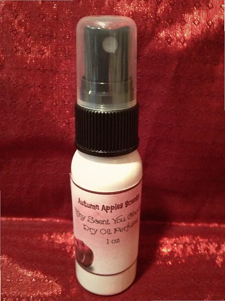 DRY OIL FRAGRANCE PERFUME SPRAY! 1 oz - SEXY SANDALWOOD SCENT!
