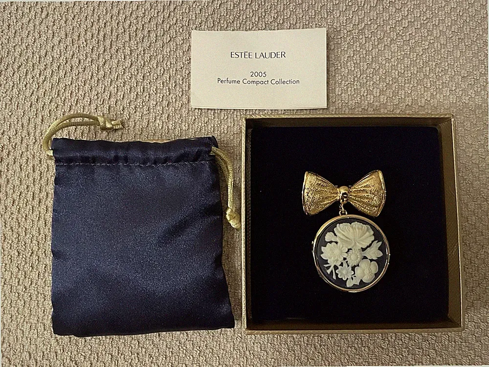 Estée Lauder Youth-Dew Flower Cameo Brooch Solid Perfume Compact 2005