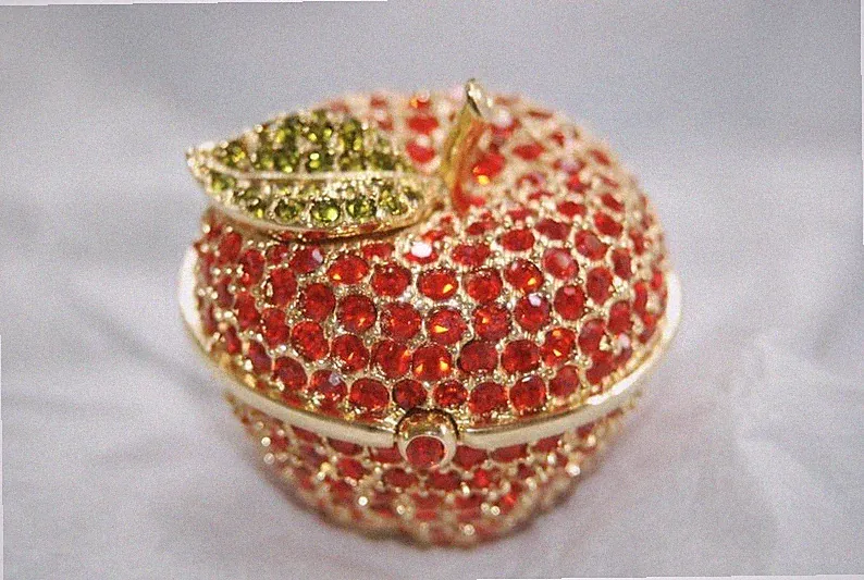 Estee Lauder "Apple" Solid "White Linen" Perfume Compact Red Rhinestone Apple