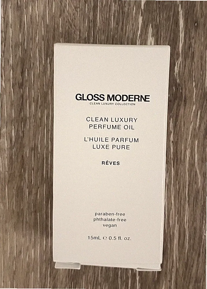 Gloss Moderne Reves Clean Luxury Perfume Oil Rollerball NIB .5 Oz -15ml