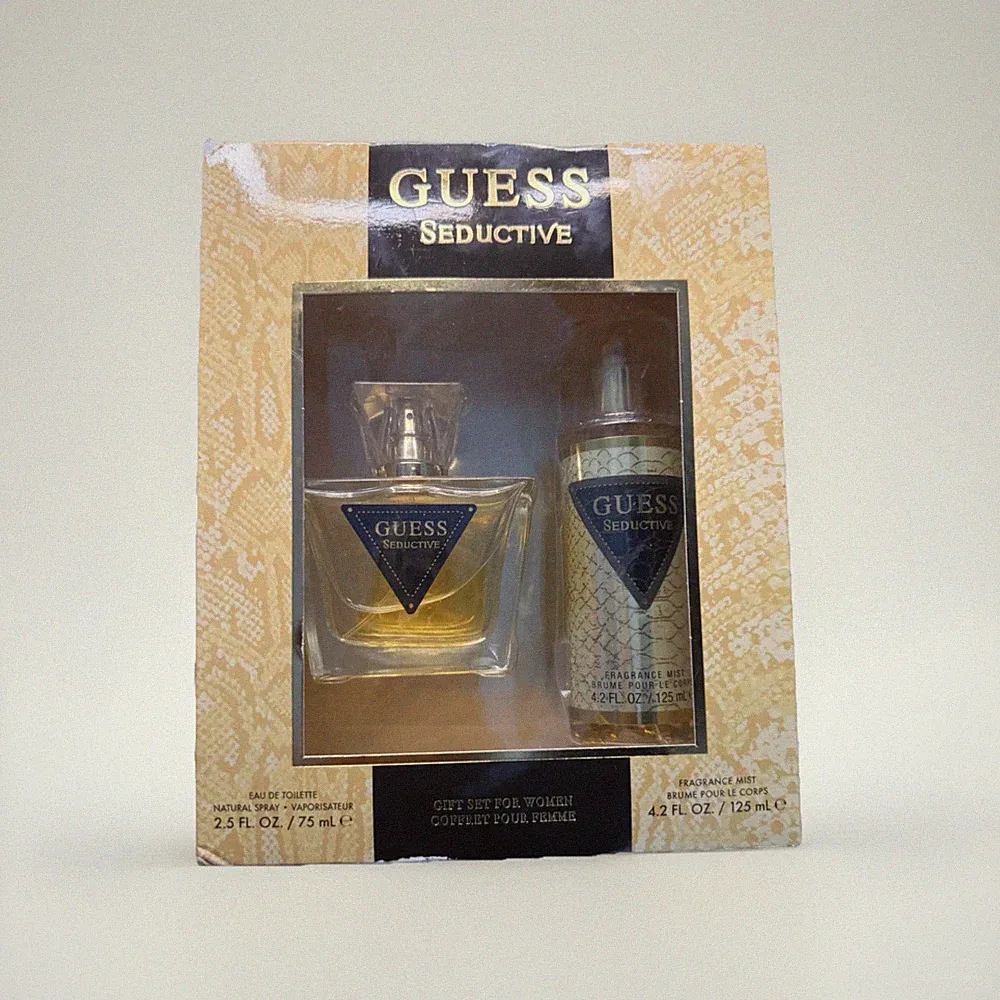 GUESS Seductive Eau de Toilette 2.5 fl oz & Fragrance Mist 4.2 fl oz Gift Set