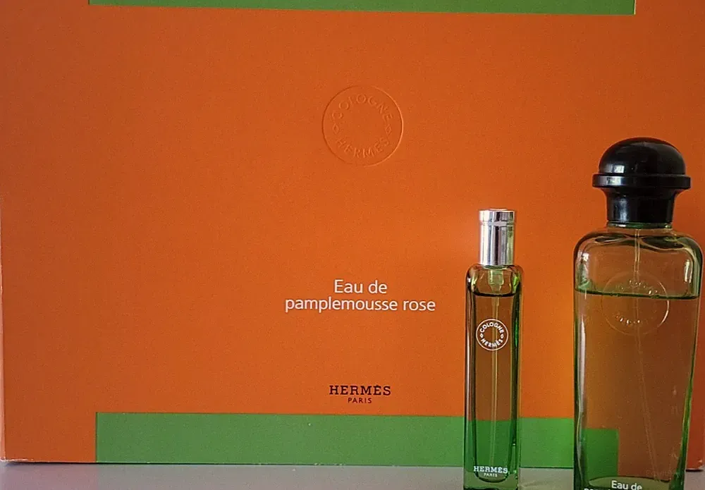 Hermès Eau de Pamplemousse Rose Gift Set 100ml + Travel Spray w/ Box – Read