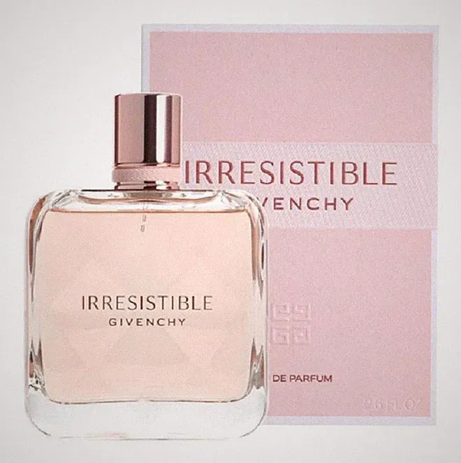 Irresistible by Givenchy 2.7 oz/80 ml EDP perfume for women Spray New In Box