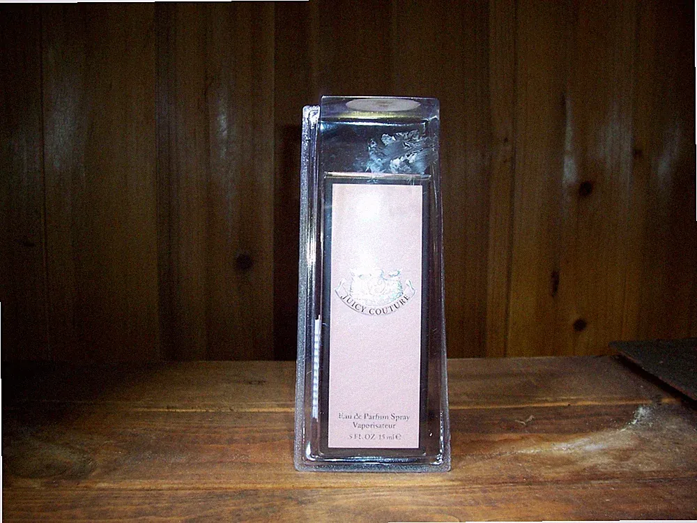 JUICY COUTURE LADIES SPRAY PERFUME 0.5 FL OZ EAU DE PARFUM SPRAY WOMENS COLOGNE