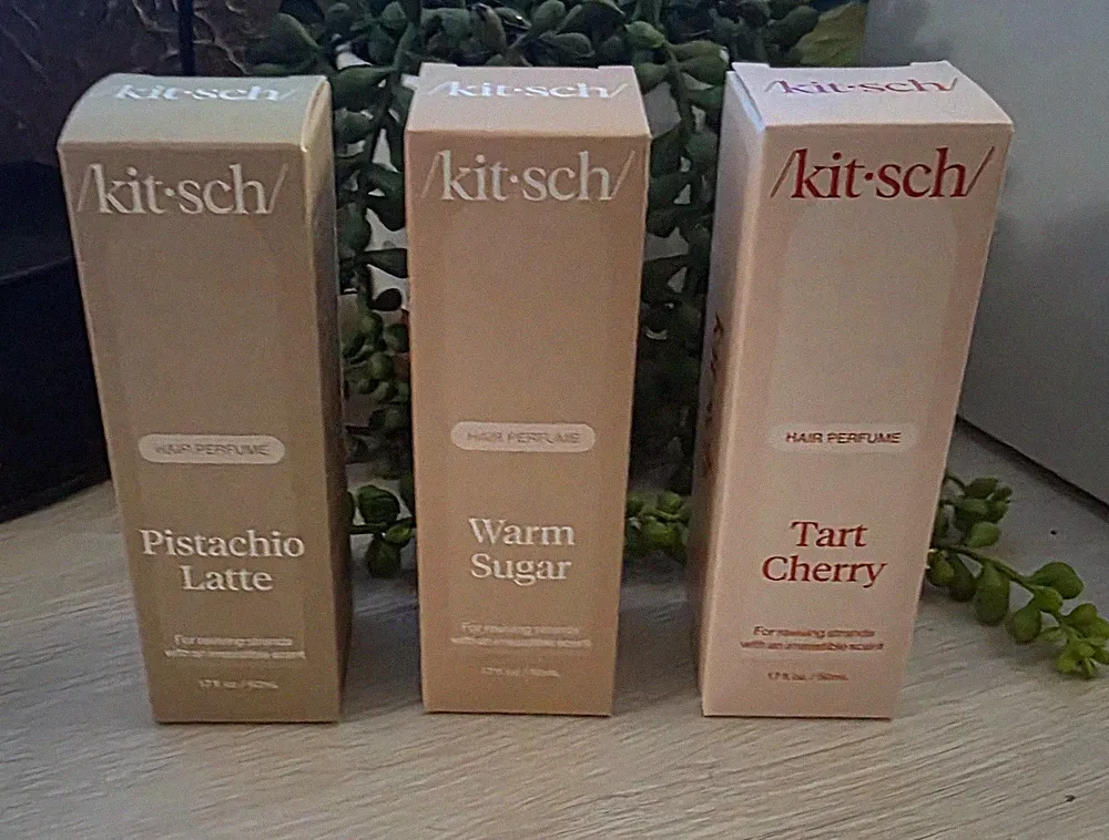 Kitsch Hair & Body Perfume : Tart Cherry, Warm Sugar, Pistachio Latte
