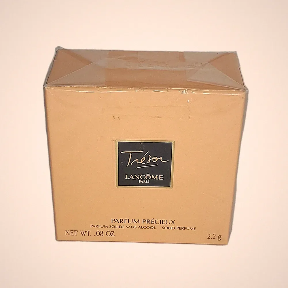 L'ancome Tresor Solid Perfume. 08 oz