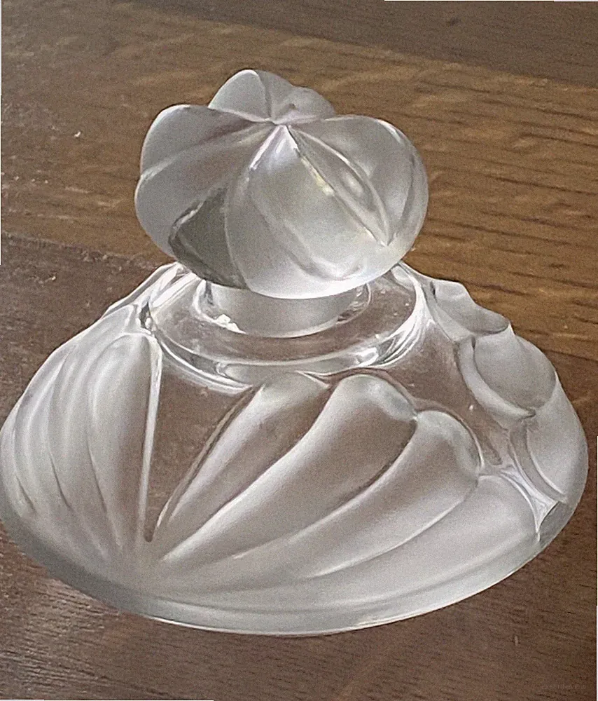 Lalique Perfume Bottle Thais Crystal Mint Flower Petals Design
