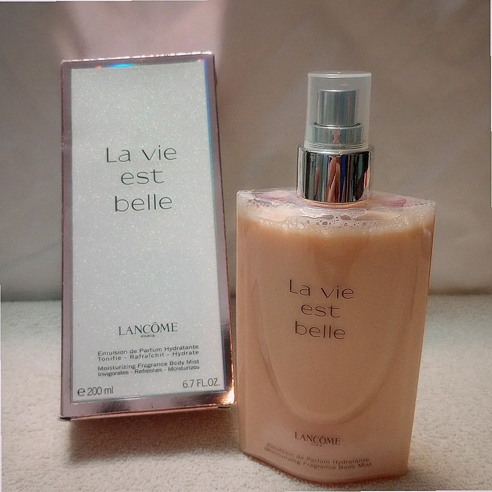 LANCOME La vie est belle Moisturizing Fragrance Body Mist Rare Discontinued