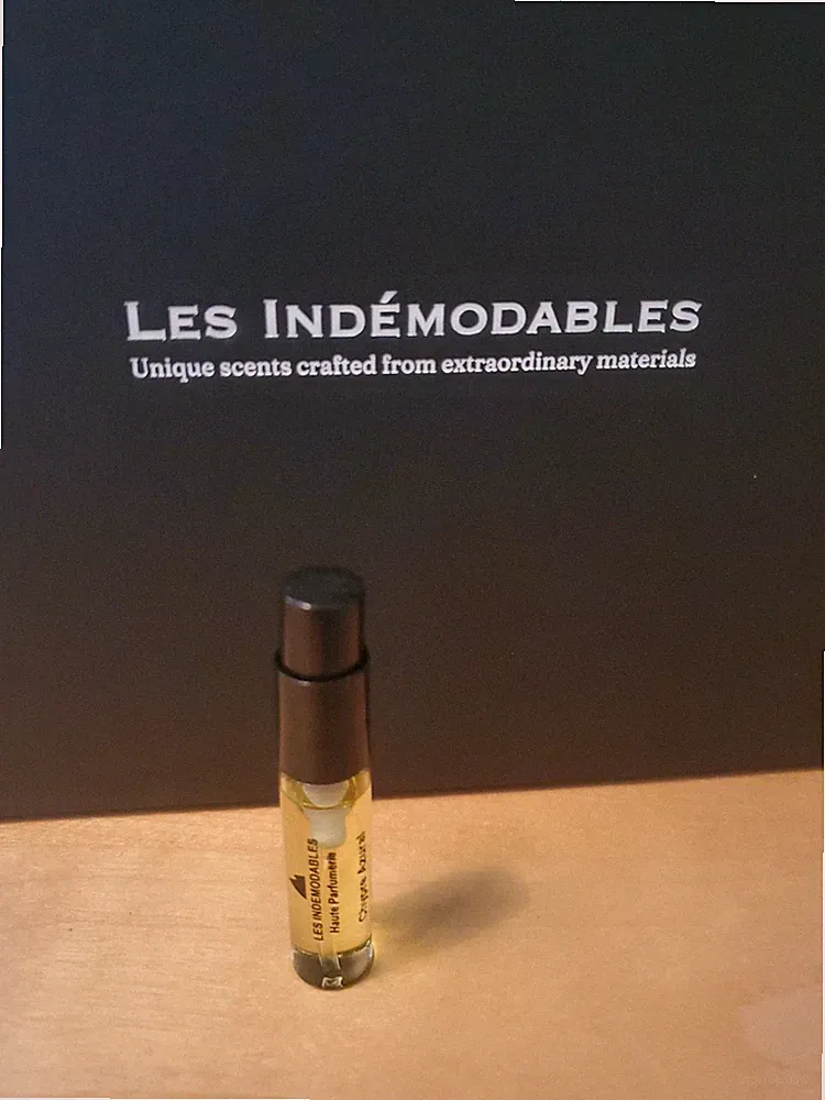 Les Indemodables Chypre Azural Eau De Parfum 3ml/0.1oz Sample Spray New!
