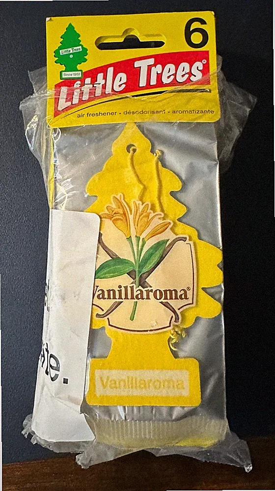 Little Trees Vanillaroma Vanilla Scent Hanging Car Freshener