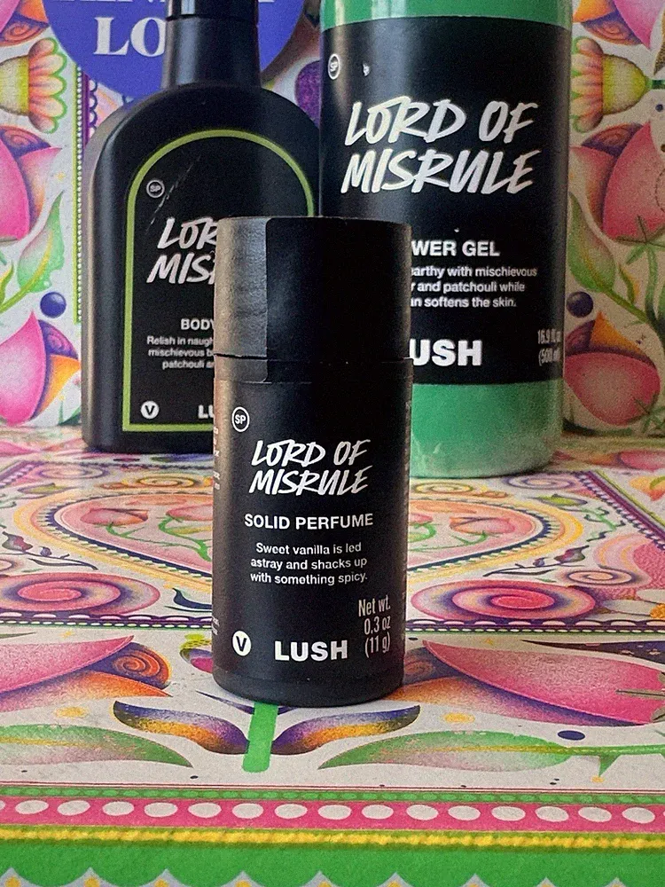 LUSH Lord Of Misrule Solid Perfume 0.3oz! Sweet & Spicy! + 2 LOM freebie/gifts!