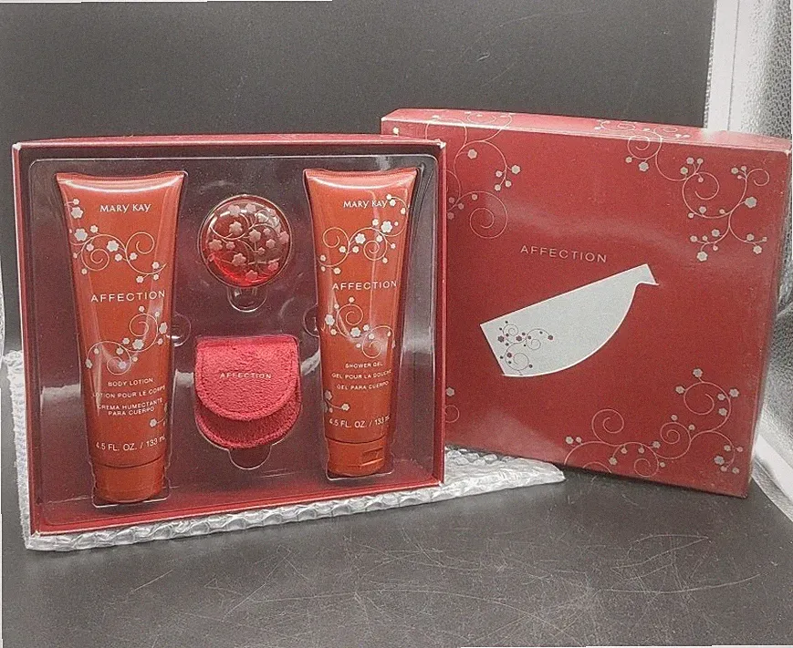 Mary Kay AFFECTION Gift Set Kit Solid perfume w case Body lotion shower gel MK2