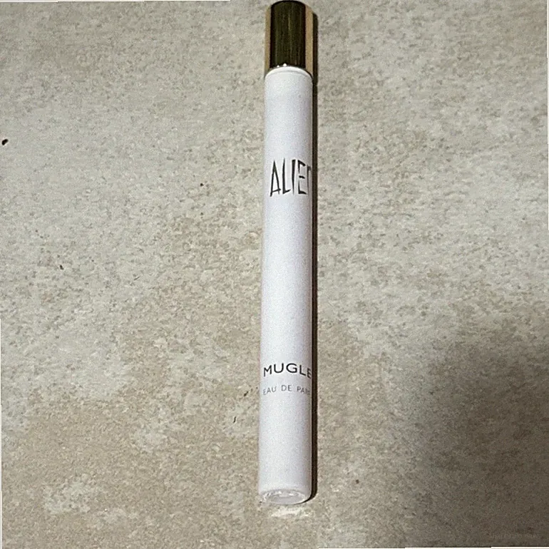 Mugler Alien Eau de Parfum Perfume Travel Size 7ml Spray With Cap No Box