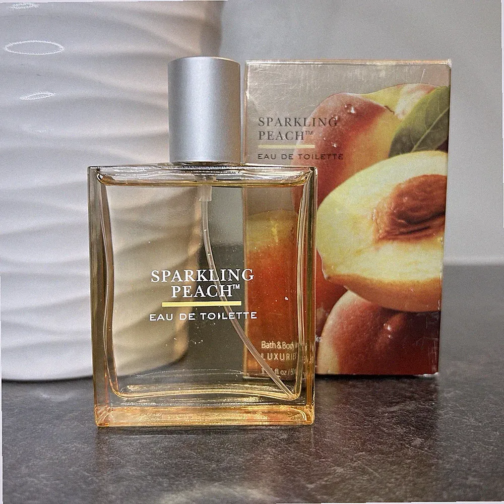 NEW Bath & Body Works SPARKLING PEACH Eau De Toilette Perfume Spray 1.7 oz