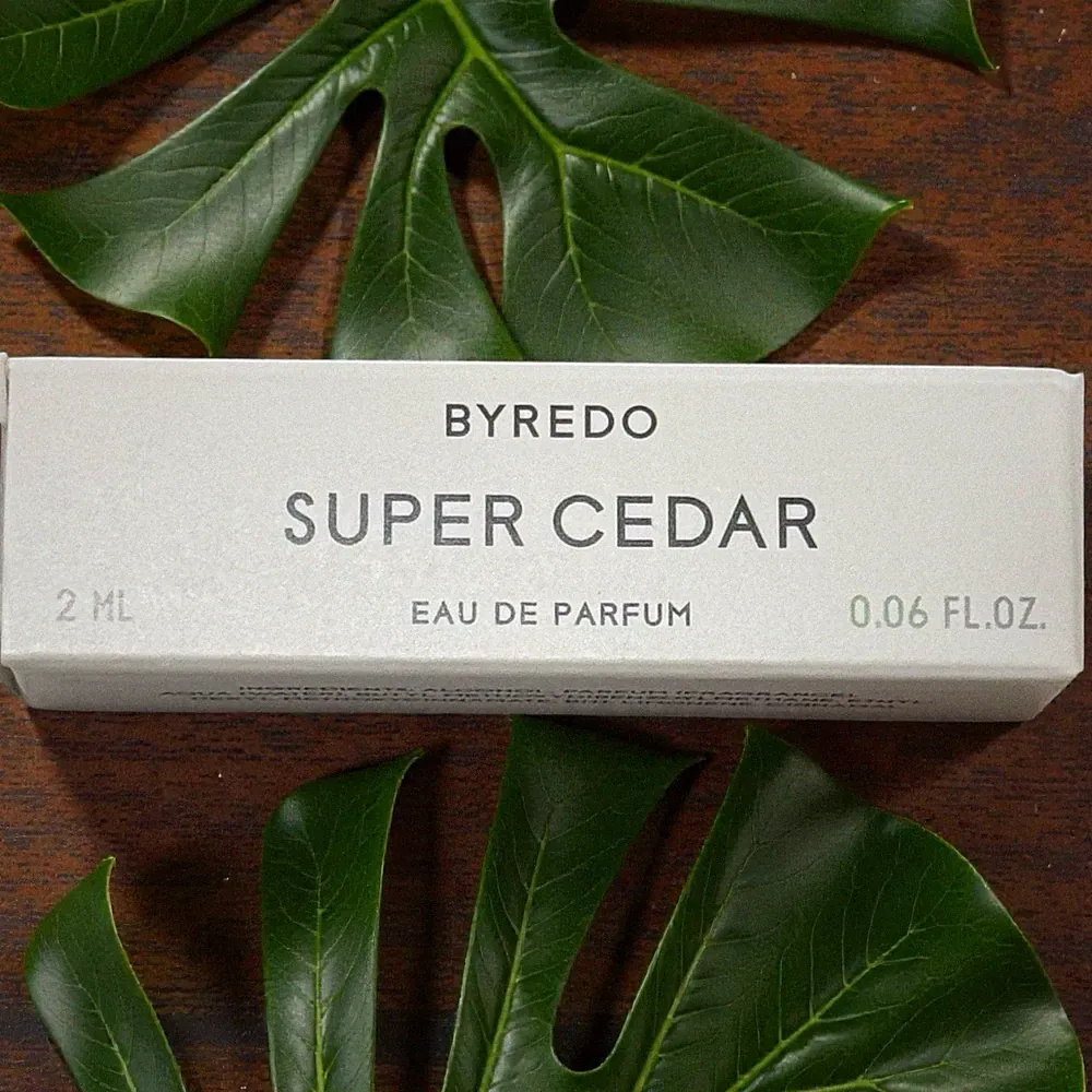 NEW Byredo Perfume Spray Super Cedar Scent Sample Vial Travel 2ml/0.06oz