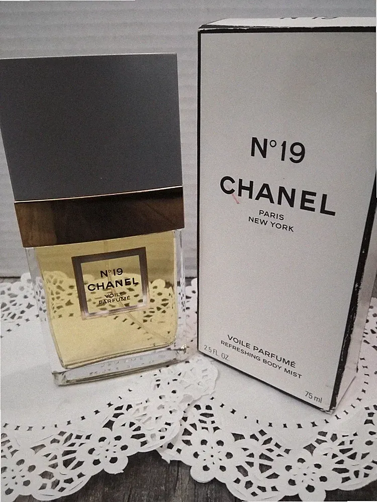 NEW Chanel No. 5 Voile Parfume Refreshing Body Mist 2.5 fl. oz. 75ml