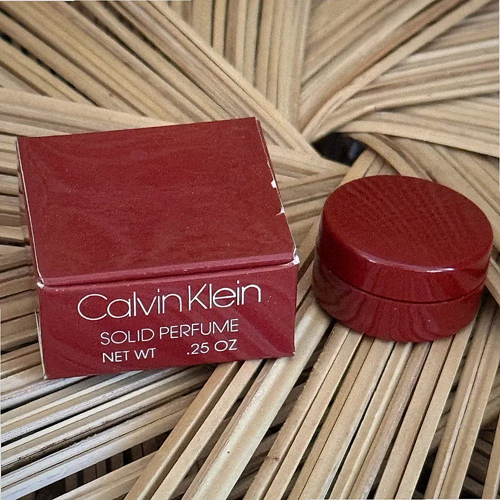 New in box Calvin Klein Red solid perfume .25 oz Vintage RARE!!!!