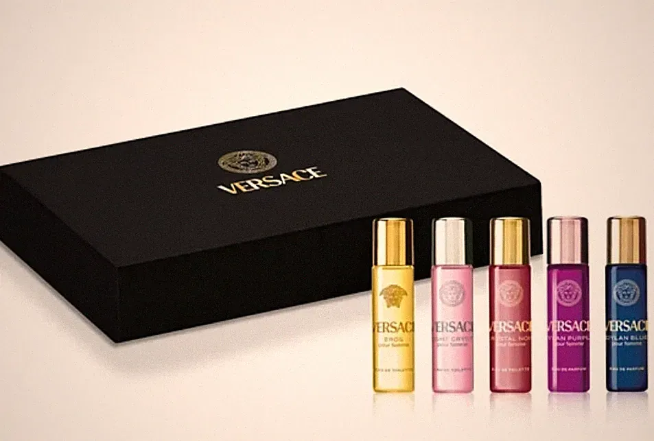 NEW - VERSACE 5 Piece Women's Eau de Toilette Perfume Spray Set, NIB