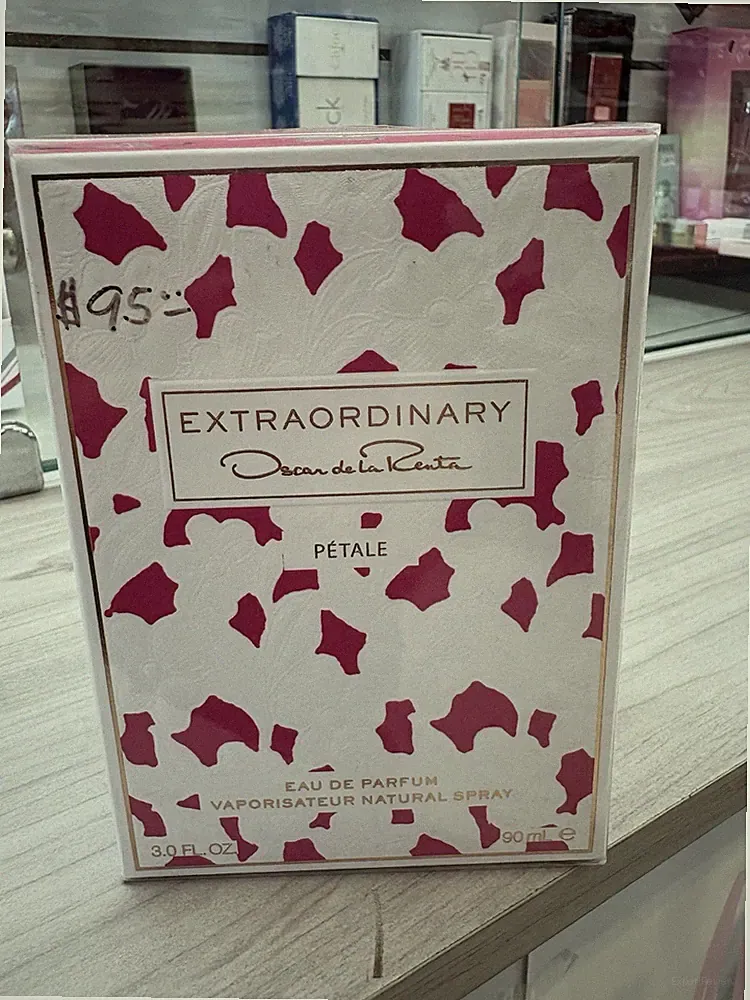 Oscar de la Renta Extraordinary Pétale Eau de Parfum Spray 3.0 fl oz