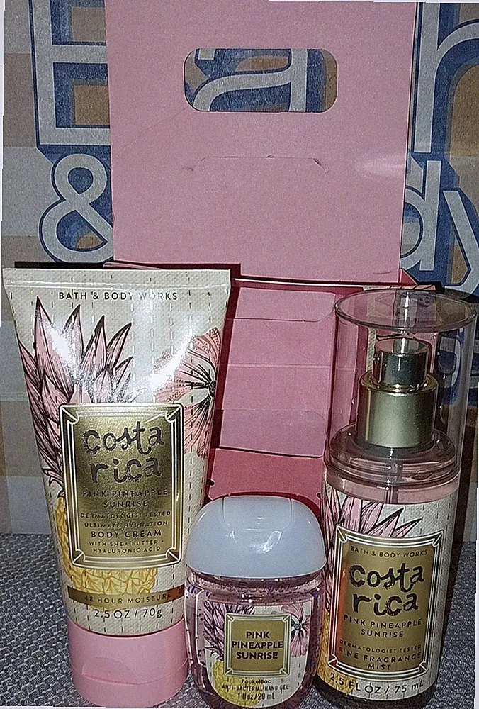 Pink Pineapple Sunrise Mini Gift Set – Bath & Body Works Costa Rica Edition