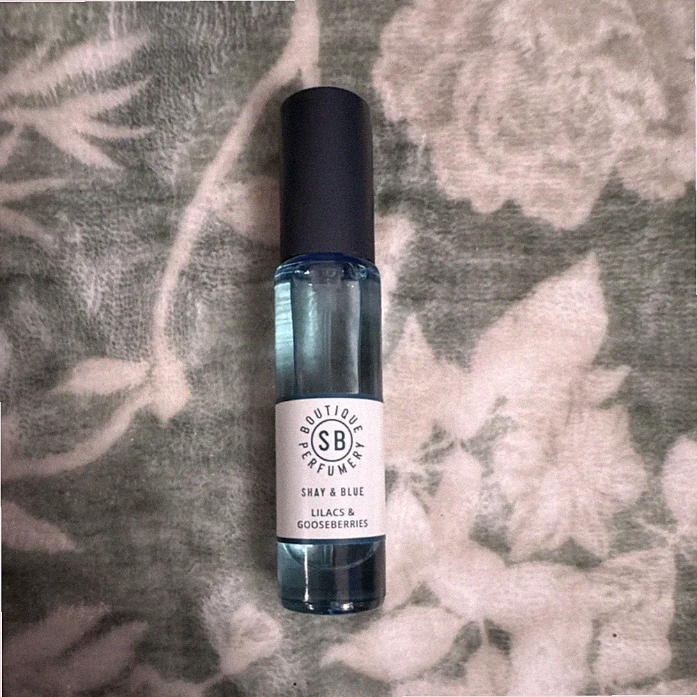Shay & Blue Lilacs & Gooseberries Natural Fragrance Spray Travel Size 0.34 fl oz