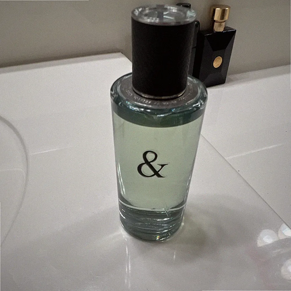 Tiffany & Co. & Eau de Toilette Spray 3.0 fl oz Regular Size