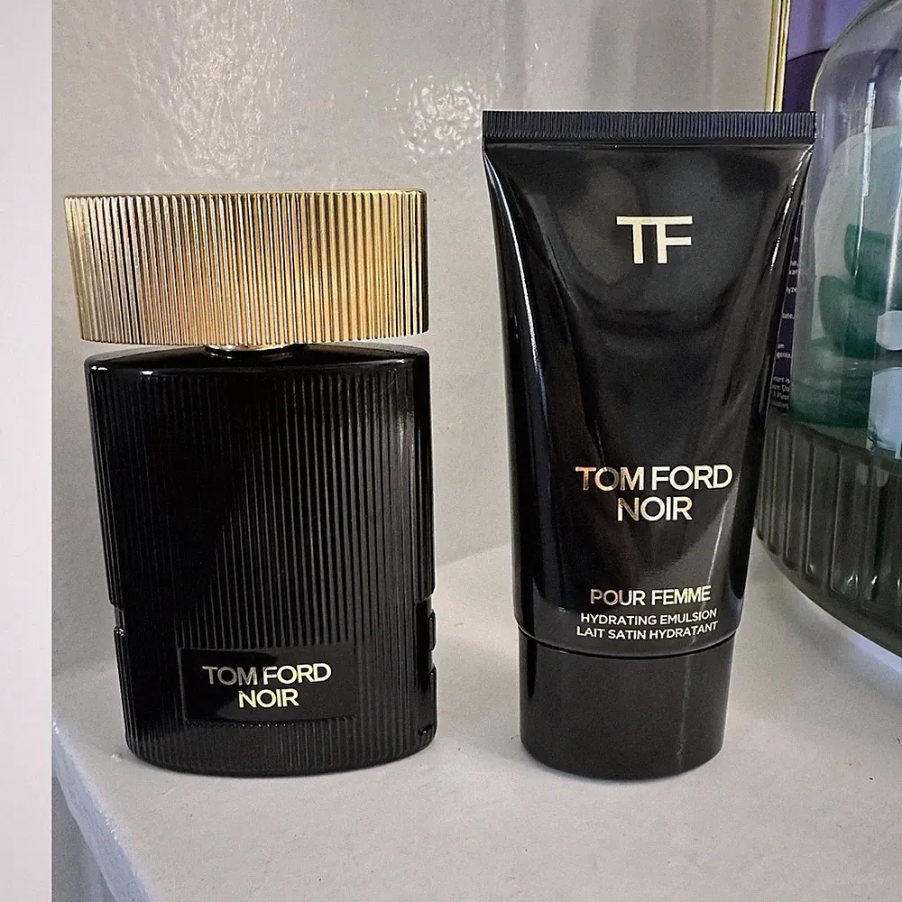Tom Ford Noir Pour Femme Eau de Parfum Spray 1.7 fl oz & Body Lotion Set