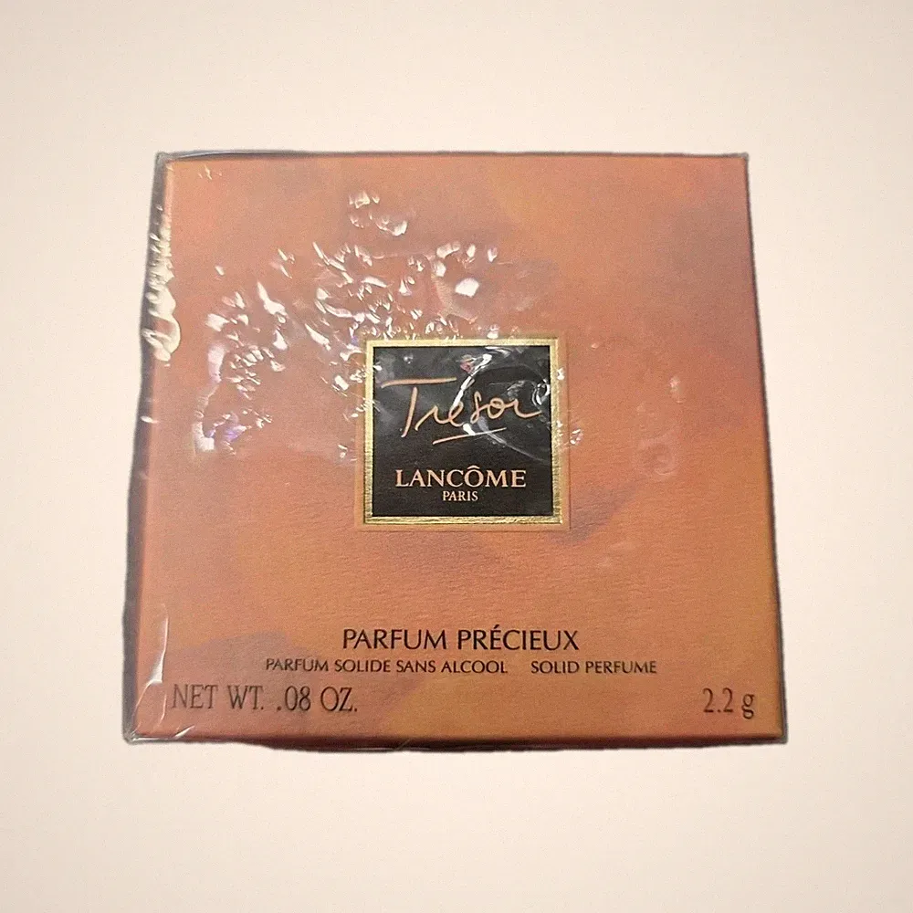 Tresor Lancome Paris collectible parfum .08 oz Solid Perfume Vintage New Sealed