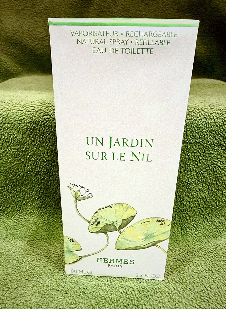 Un Jardin Sur Le Nil Hermes Perfume Stn Size 3.3 oz - New Sealed In Box
