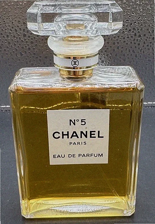 USED VINTAGE Chanel No 5 Eau de Parfum 3.4 fl oz/100 ml Bottle...Barely Used